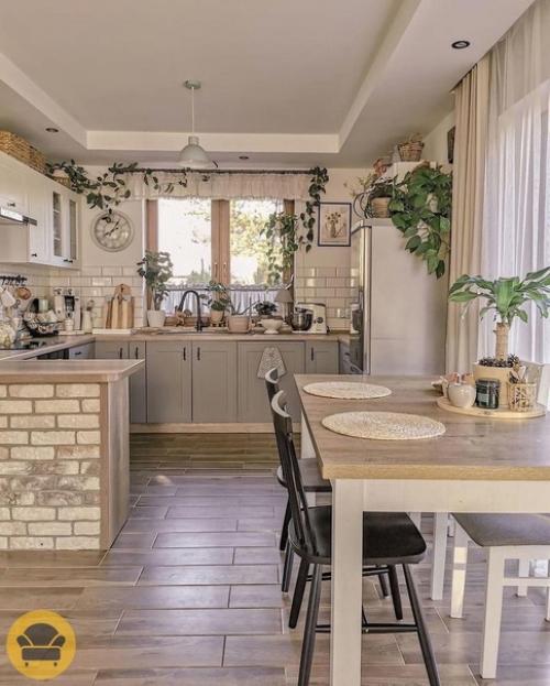 Уютная и просторная квартире с преобладающим в неё стилем лофт. 02