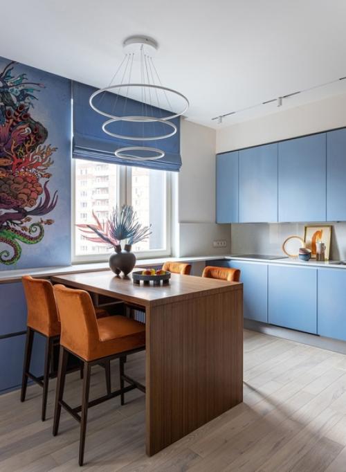 Сказочная двушка с фресками и красивым светом. 02