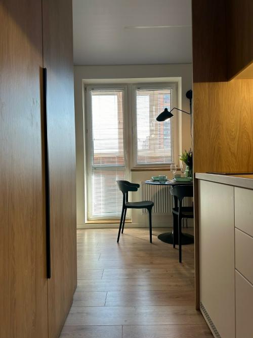 Интерьер маленькой квартиры - студии 20 м 2 (23 м 2 с балконом) в Твери. 07