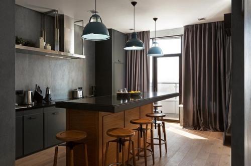 Просторная квартира. В тёмных оттенках. 08