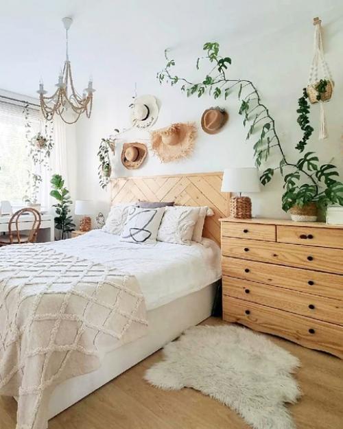 Бохо спальня. В последнее время этот стиль достаточно часто встречается в интерьерах блогеров. 07
