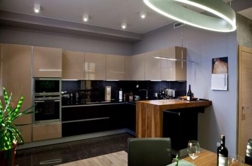 Ирисы ван Гога - популярный мотив в интерьере, который хорошо смотрится не , внимание, только в виде картины, но и в масштабе целой стены. 01