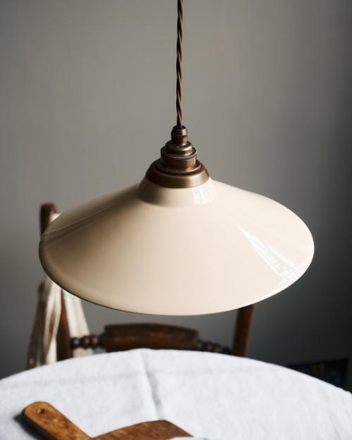 Винтажные элементы в интерьере - это не просто декор, это история, которая оживает в вашем пространстве. 03