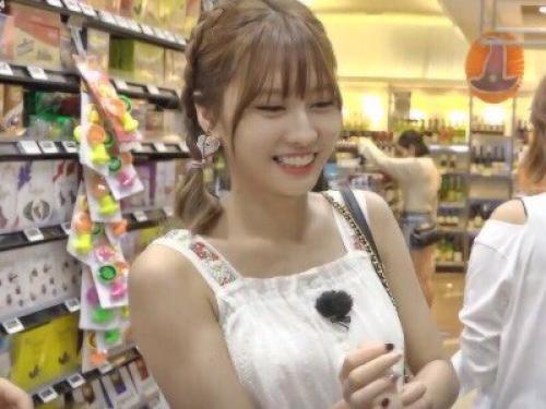 Маленькая воздушная кофейня в центре. 07