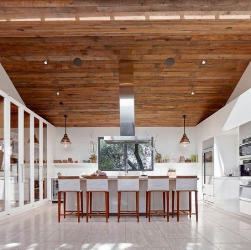 Интерьер. Просторный особняк в Беверли - хиллз, США. 05