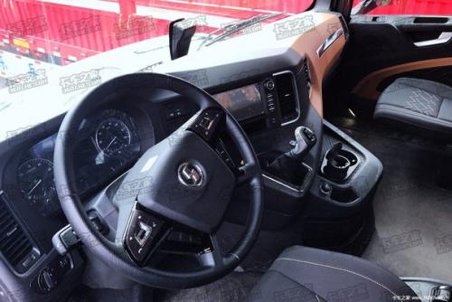 Shaanxi Delong X6000. 08