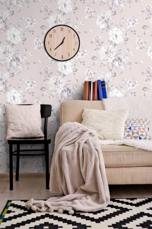 Пышные бутоны роз романтического дизайна.