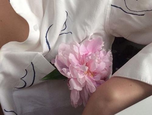 Маленькая воздушная кофейня в центре. 06