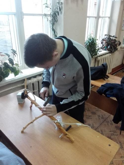 Лучшие_экоотряды. Члены экоотряда Зелёные Пчелки решили поздравить с новогодними праздниками своих близки и родных эко - подарками. 02