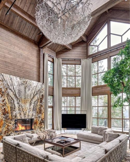 Загородный дом в Перми занял 1 место в рейтинге интерьеров за 2019 год, набравших наибольшую активность среди читателей одного известного журнала. 08