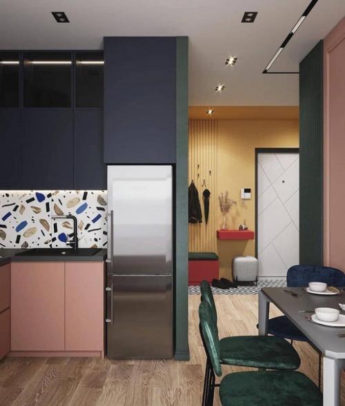 Яркий дизайн кухни и прихожей. 02