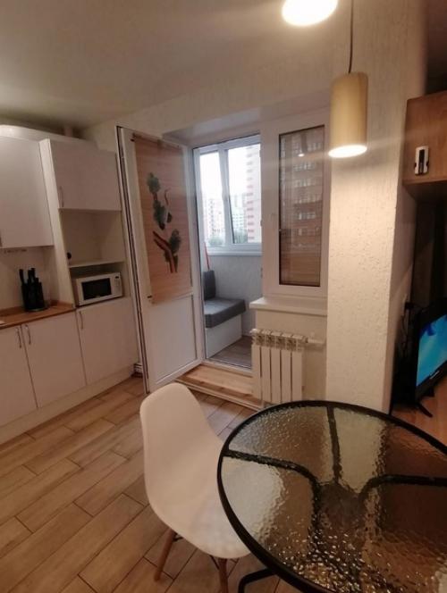 Небольшая квартире. После ремонта. 02