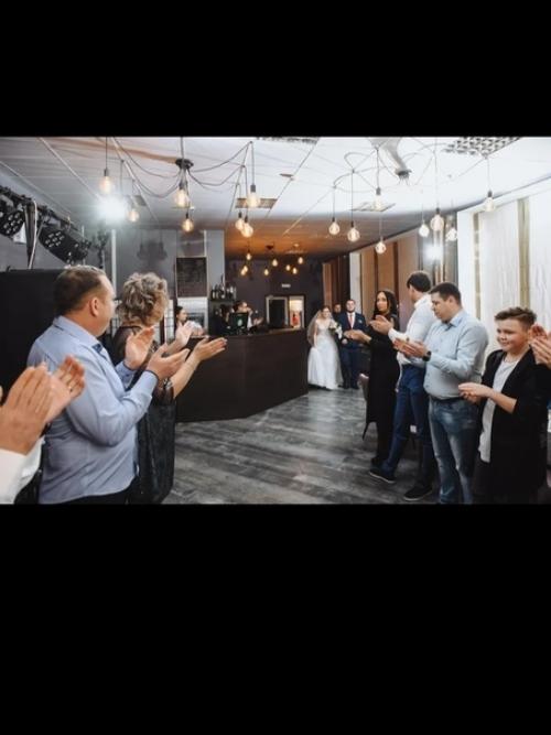 Пора новогодних корпоративов закончилась, а мы уже усиленно готовимся к свадебному сезону. 02