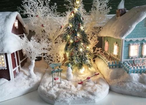 Миниатюрная композиция для украшения камина. 05