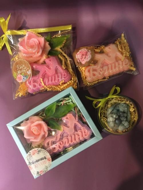 Хочу рассказать о том, как используют букеты и композиции с фигурками из мыла: 03