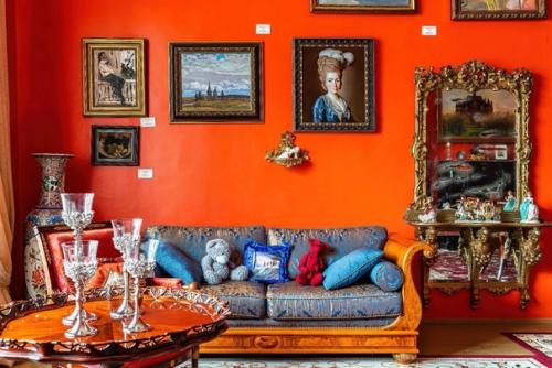 Красная гостиная в усадьбе Марьино. 02