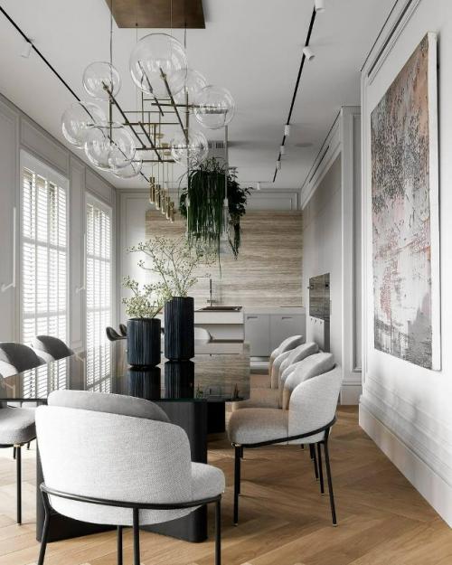 Проект современной кухни - гостиной, где дизайнер и заказчик отказались от штор и оформили окна шатерсами. 01