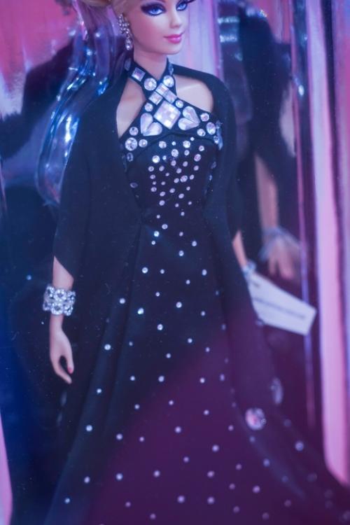 В связи с обновлениями мы несколько постоянных экспозиций новинками побаловали. 05