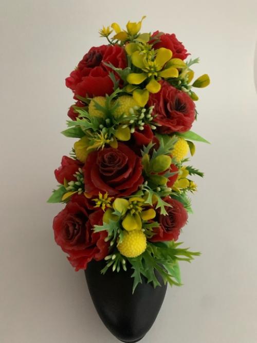 Красный - это цвет страсти, энергии и силы, а в интерьере он сразу приковывает внимание. 05