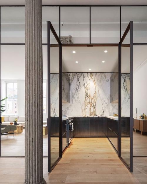 Очень актуальный интерьер - с секретными комнатами. 03