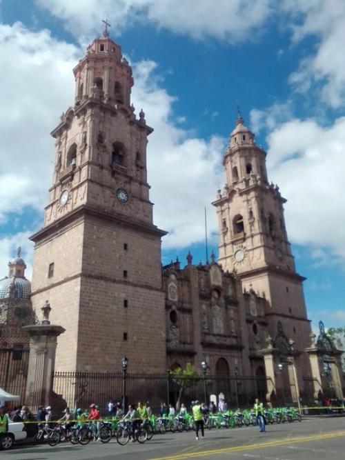 Кафедральный собор преображения господня в морелии, Мексика. 09