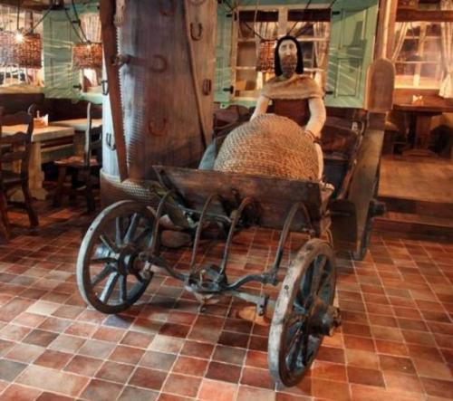 Каждый раз посещая новый город я первым делом знакомлюсь с кухней. 03