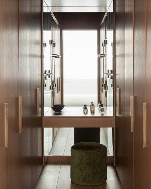 Очень актуальный интерьер - с секретными комнатами. 04