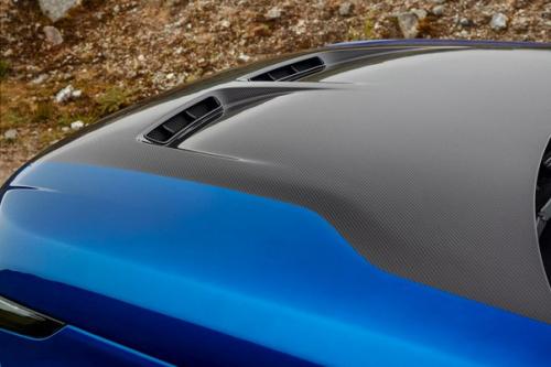Обновленный Range Rover Sport SVR показали в Сети. 04
