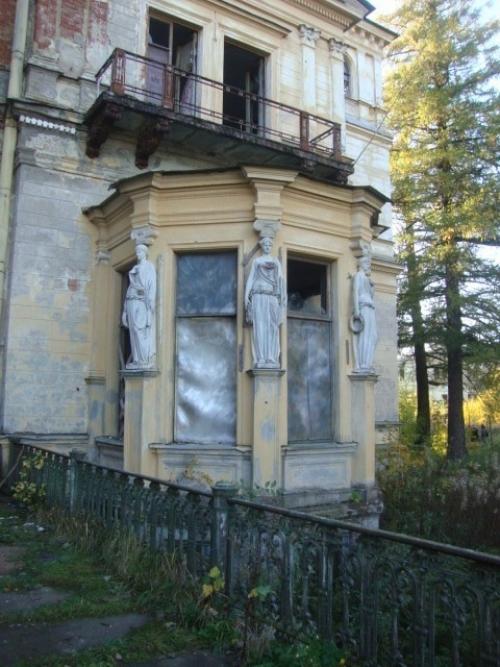 На выходных я побывала в одном из многочисленных дворцово-парковых комплексов Санкт-петербурга. 04 На выходных я побывала в одном из многочисленных дворцово-парковых комплексов Санкт-петербурга. 04