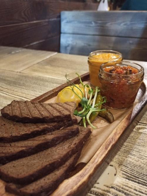 Каждый раз посещая новый город я первым делом знакомлюсь с кухней. 01