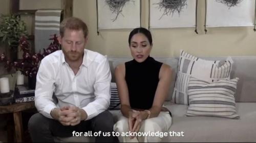 Меганмаркл@Naslednikibrf.  Картины с гнездами, минерал для красноречия и книги: пресса объяснила детали интерьера Меган и Гарри. 02