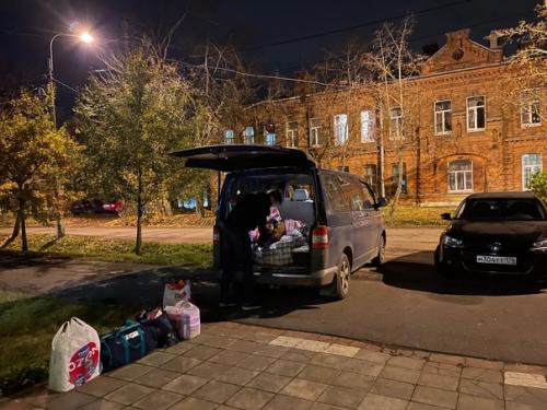 Как мы подарки донецким детям возили. 01