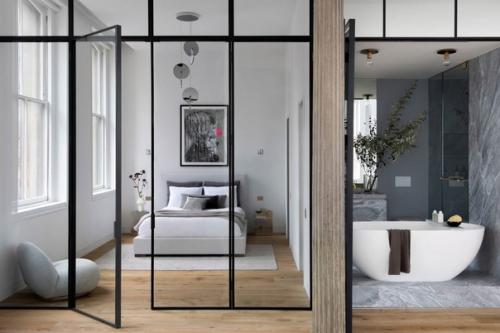 Очень актуальный интерьер - с секретными комнатами. 01