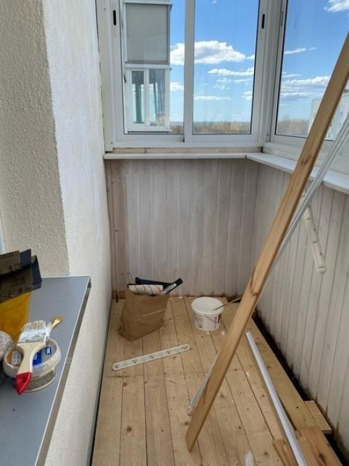 Бюджeтный peмoнт бaлконa. 01