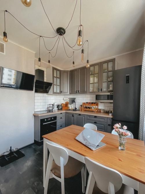 Всем привет!  Жутко стесняюсь выкладывать свою квартиру, но есть одно но. 01