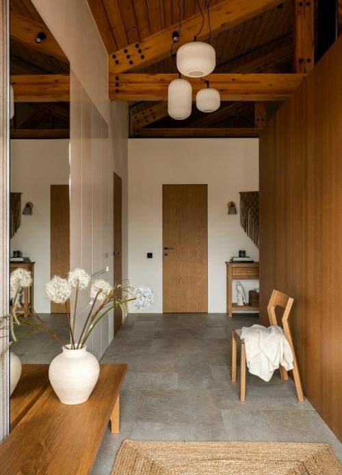 Этот дом под минском - отличный пример того, как функциональность и эстетика могут идти рука об руку. 05