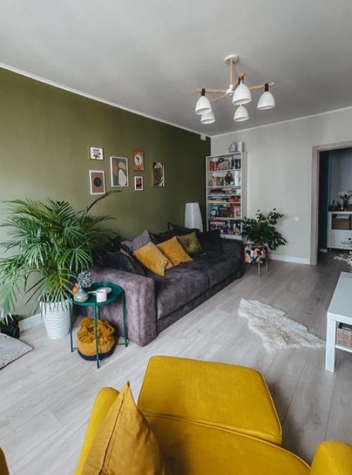 Всем привет!  Жутко стесняюсь выкладывать свою квартиру, но есть одно но. 06