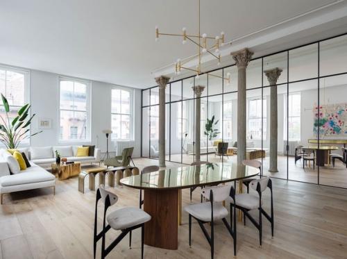 Очень актуальный интерьер - с секретными комнатами. 05