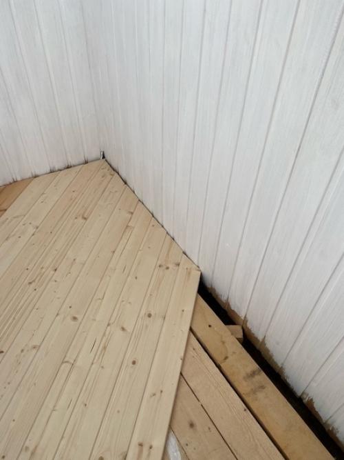 Бюджeтный peмoнт бaлконa. 03