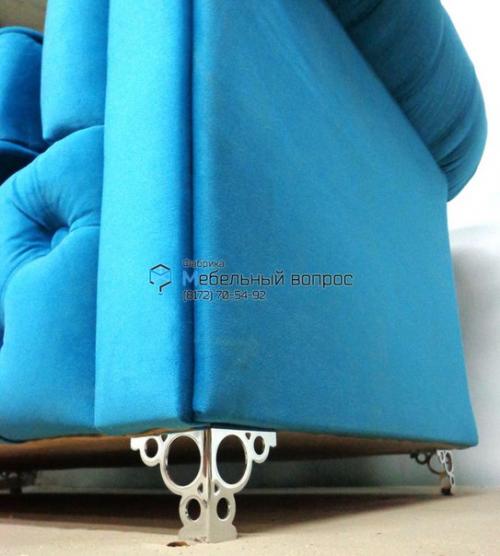 Стоит в разы меньше той суммы, на которую выглядит? 02