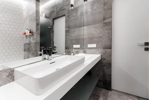 Хочу поделиться с вами фотографиями замечательной реализованной квартиры в Краснодаре, которую проектировала для красивой молодой пары. 08