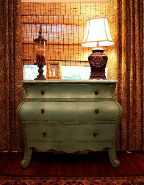 Идеи по переделке старой мебели. 04