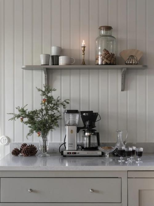 Рождественский интерьер в уютном шведском сельском доме. 04