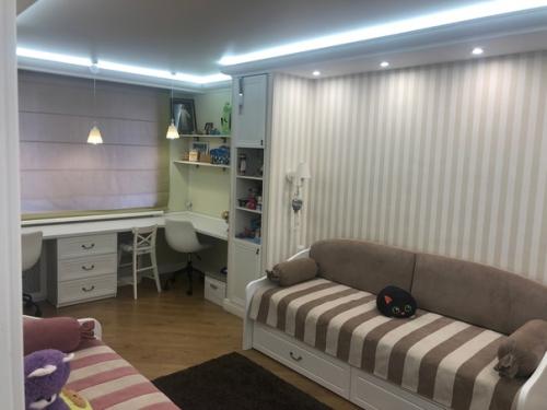 Двухкомнатная квартира в пгт продается. 09