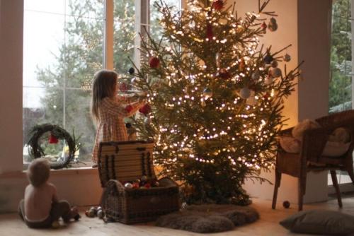 Очень уютное скандинавское шале Ирины Irinka_Kurapova, которая живет в нем со своей семьей и пушистыми котами. 02