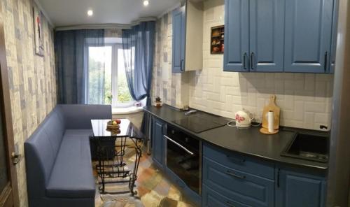 Кухня в серо-голубом цвете. 02