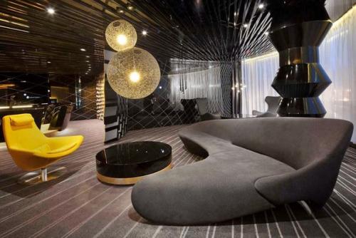 Авангард:  Авангард перешел в интерьеры из искусства, в начале 20 века. 09