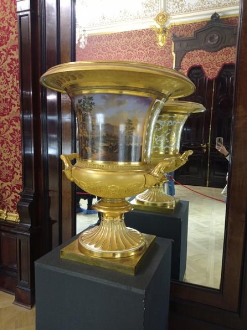 Совершенно напрасно музей фаберже ассоциируют только с коллекцией императорских пасхальных яиц. 06