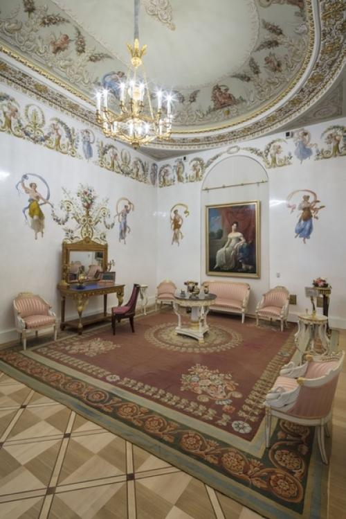 Мы продолжаем рассказывать об истории и архитектуре главного штаба. 03