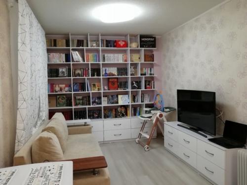 Как вам такой ремонт в кухне - гостиной? 01